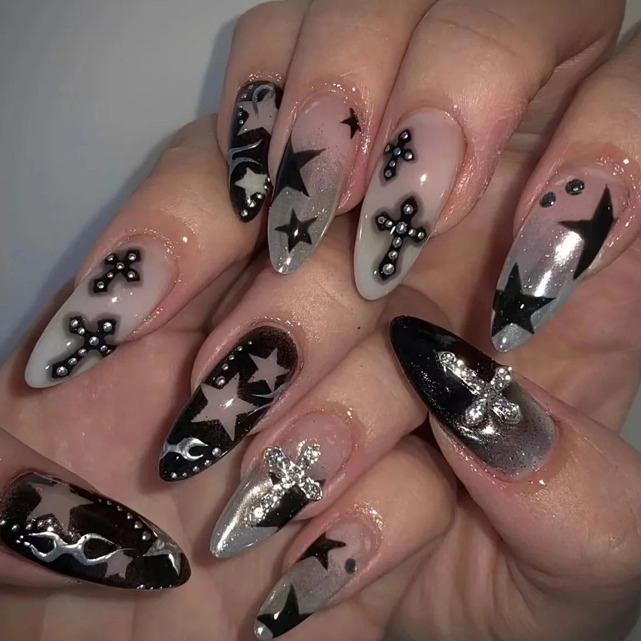 24pcs Glossy Black Fake Nails