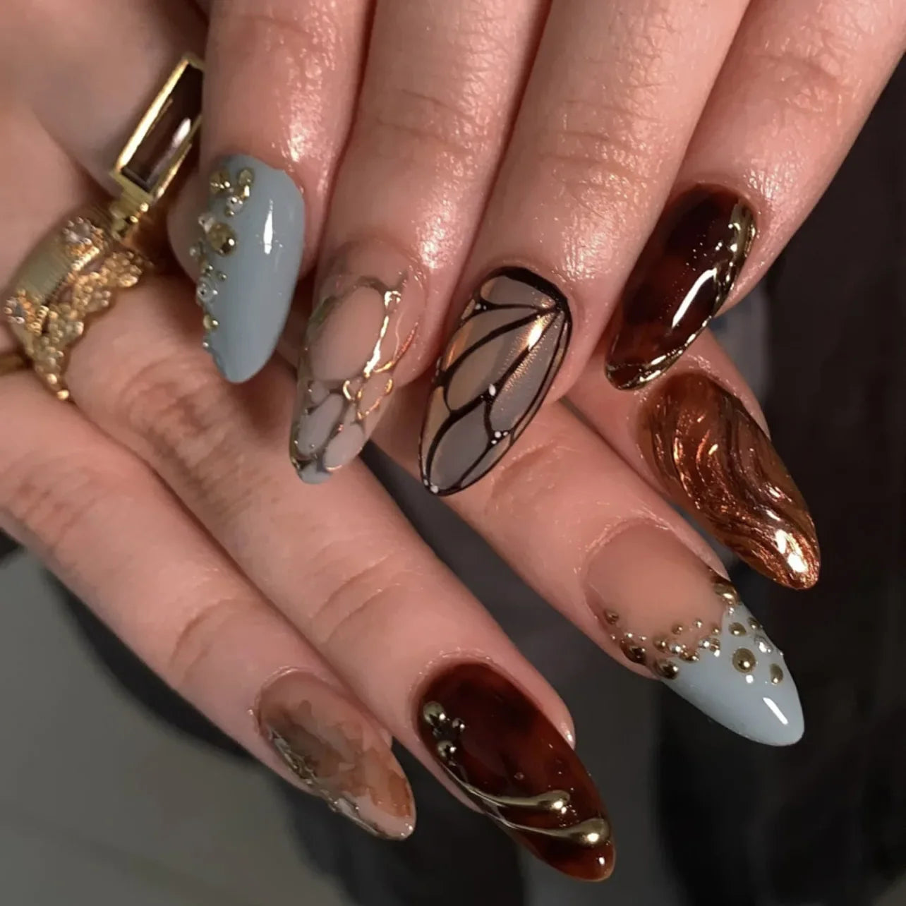 Red Y2K Wearable Nail Art Chic Silver Butterfly Love Metal Bead Almond False Nails Detachable Finished Fake Nails Press on Nails