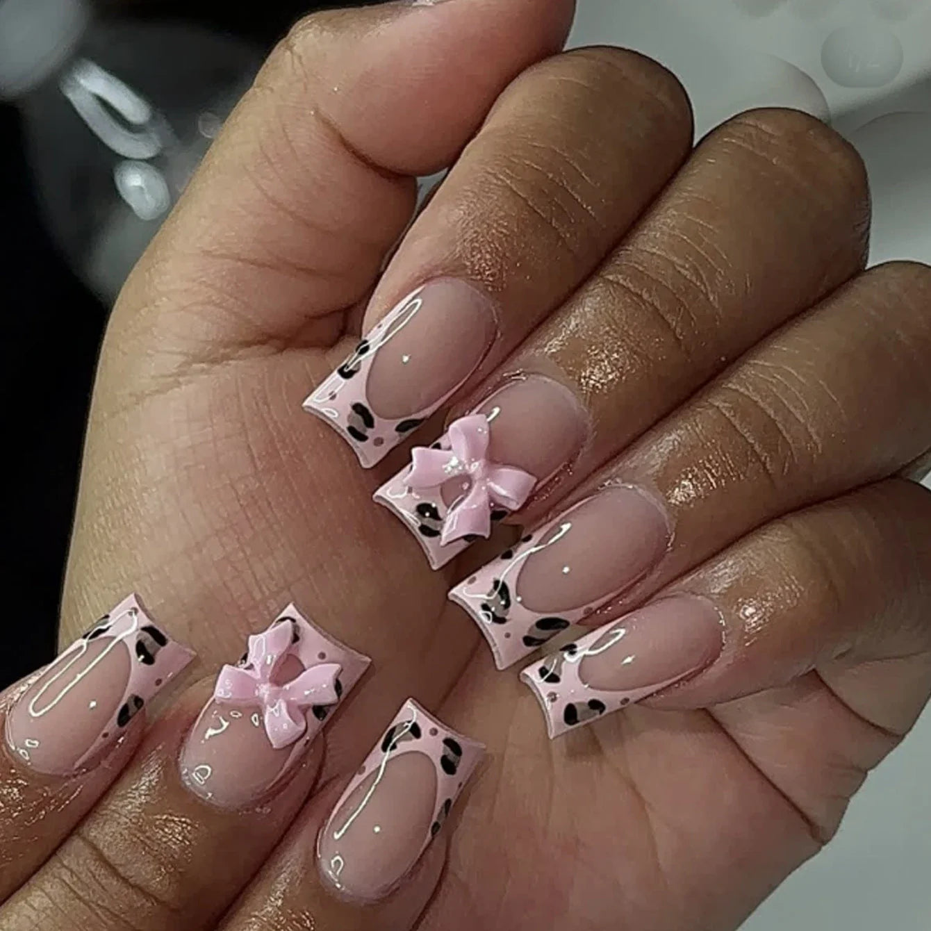 24pcs Ballet Fake Nails Pink White Bow Design French White Edge Flash Diamond High Saturation Full Coverage Fake Nai
