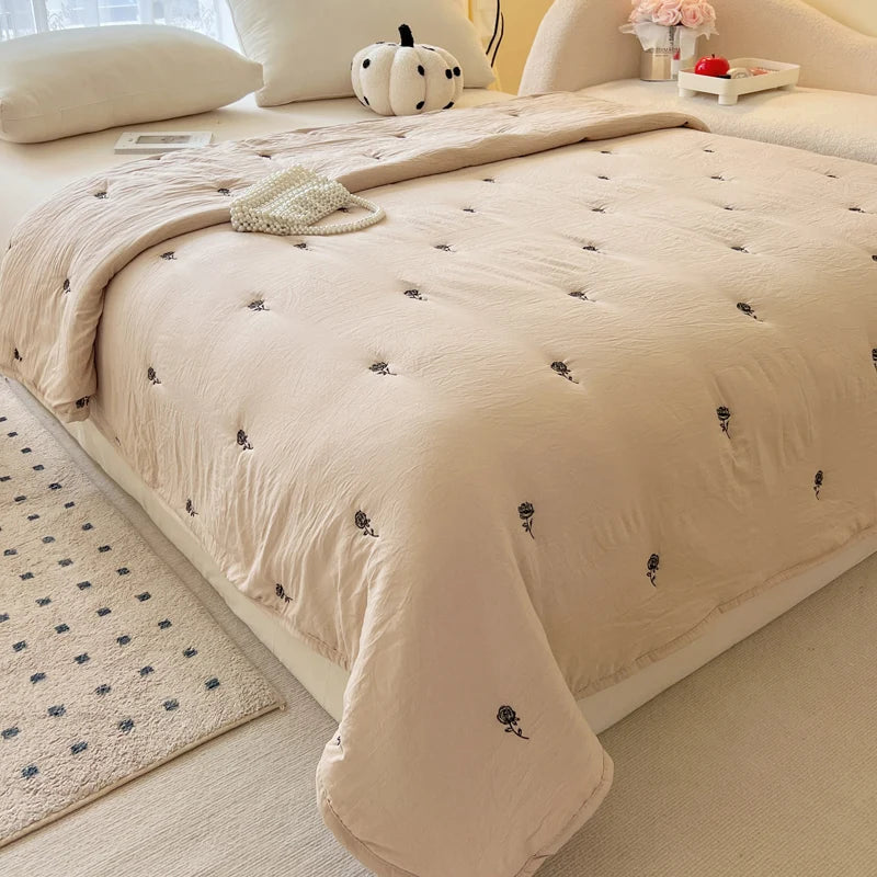Japanese Minimalism Skin-friendly Blanket Breathable Single Double Duvet Washed Embroidered Comforter Thin Quilt