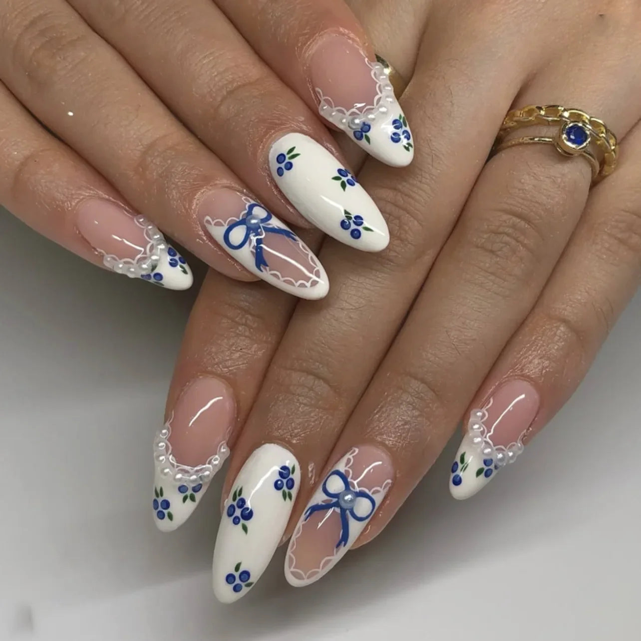 24Pcs Matte Almond False Nails with Glue Glitter Butterfly Fake Nail Press Ons Black Gradient Artificial Nail Tips