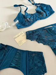 Satin three-piece thin section lingierie large breast Underwear