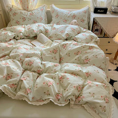 A 3-piece set of hollowed-out lace duvet covers, bedding including (1 duvet cover +2 pillowcases) without cores, comfortable