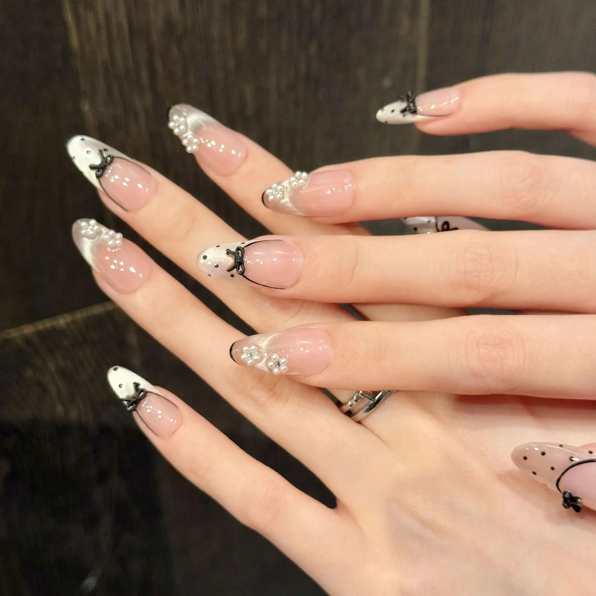 10pcs Purple Cat's Eye Handmade Fake Nails Tips Glitter Mid-length Oval Press on Nails Art Bow Rhinestone Design False Nail Sets
