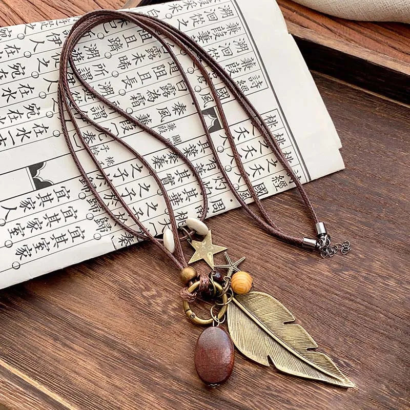 Chinese Style Feather Leaf Pendant Necklace Vintage Ethnic Double Layered Long Wax Ropse Sweater Chain Jewelry Gift
