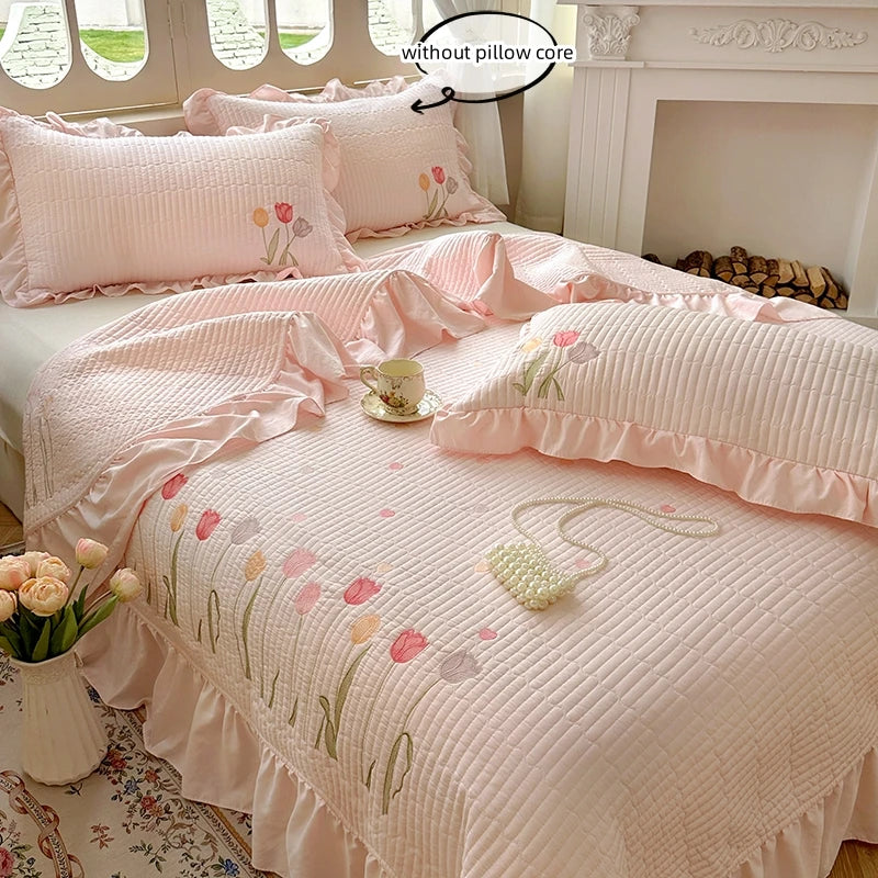 Quilt Bedding Set,white Lightweight Soft Bedspread, embroidery tulip Coverlet Sets,3 Piece(1 Quilt,2 Pillow Shams