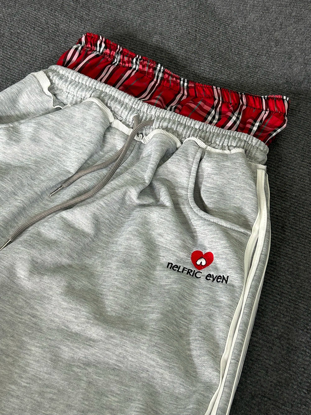American Retro College Style Loose Fit Two-Piece Set with Double Waist Head Fake Bathroom Pants