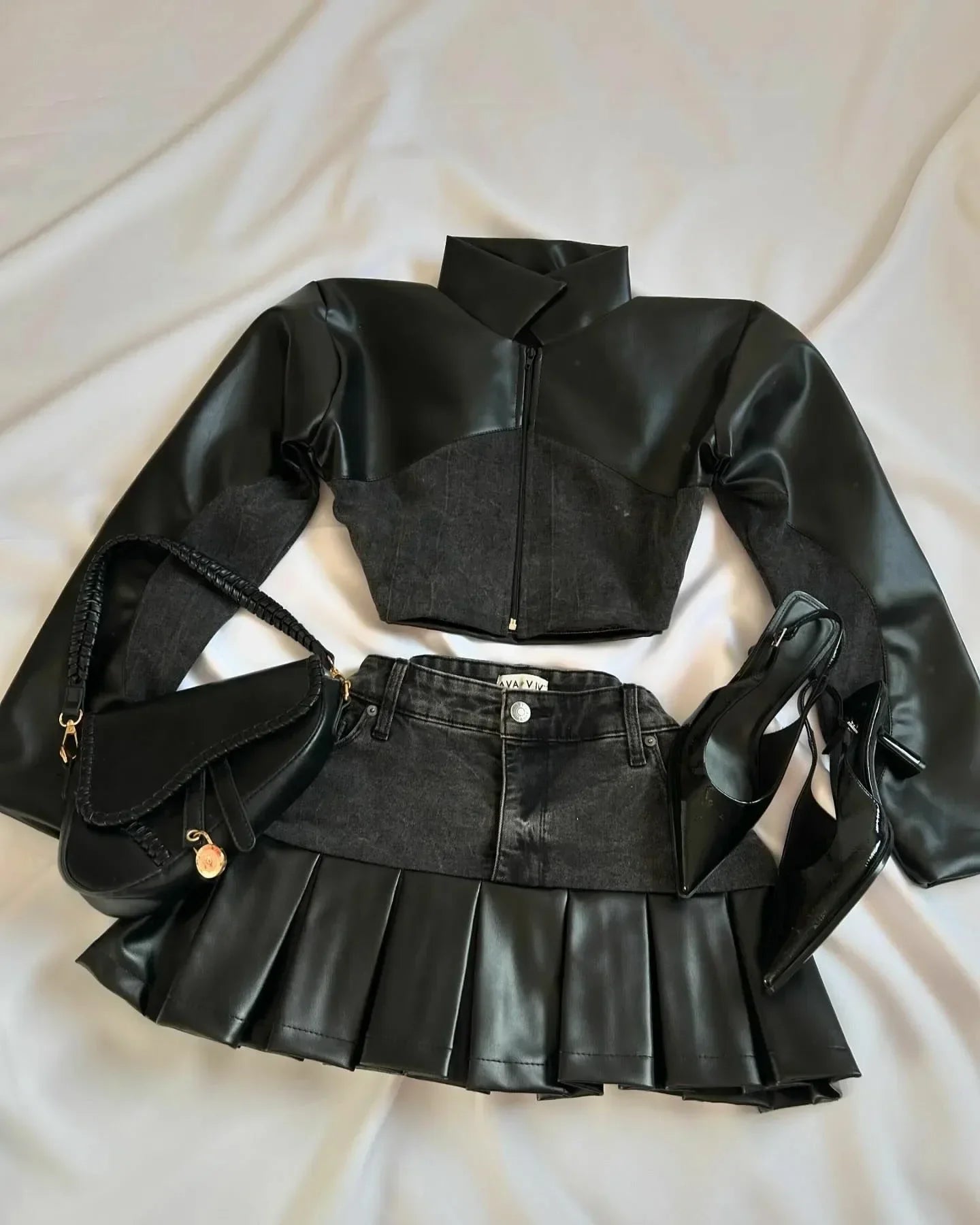 Trend Y2k Knitted Splicing Two Piece Set Bow Long Sleeve Knitted Slimming Top Mini Pleated Skirt Set