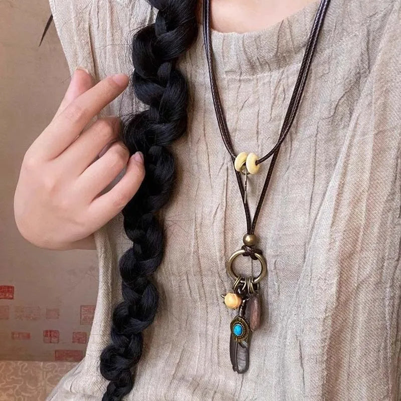 Chinese Style Feather Leaf Pendant Necklace Vintage Ethnic Double Layered Long Wax Ropse Sweater Chain Jewelry Gift