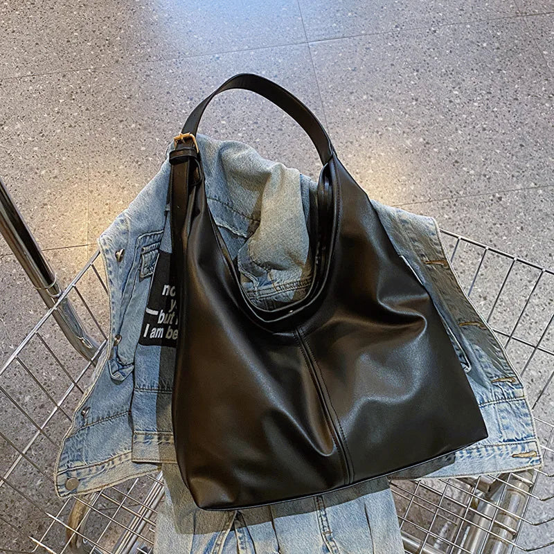 Vintage Large Capacity Shoulder Bag