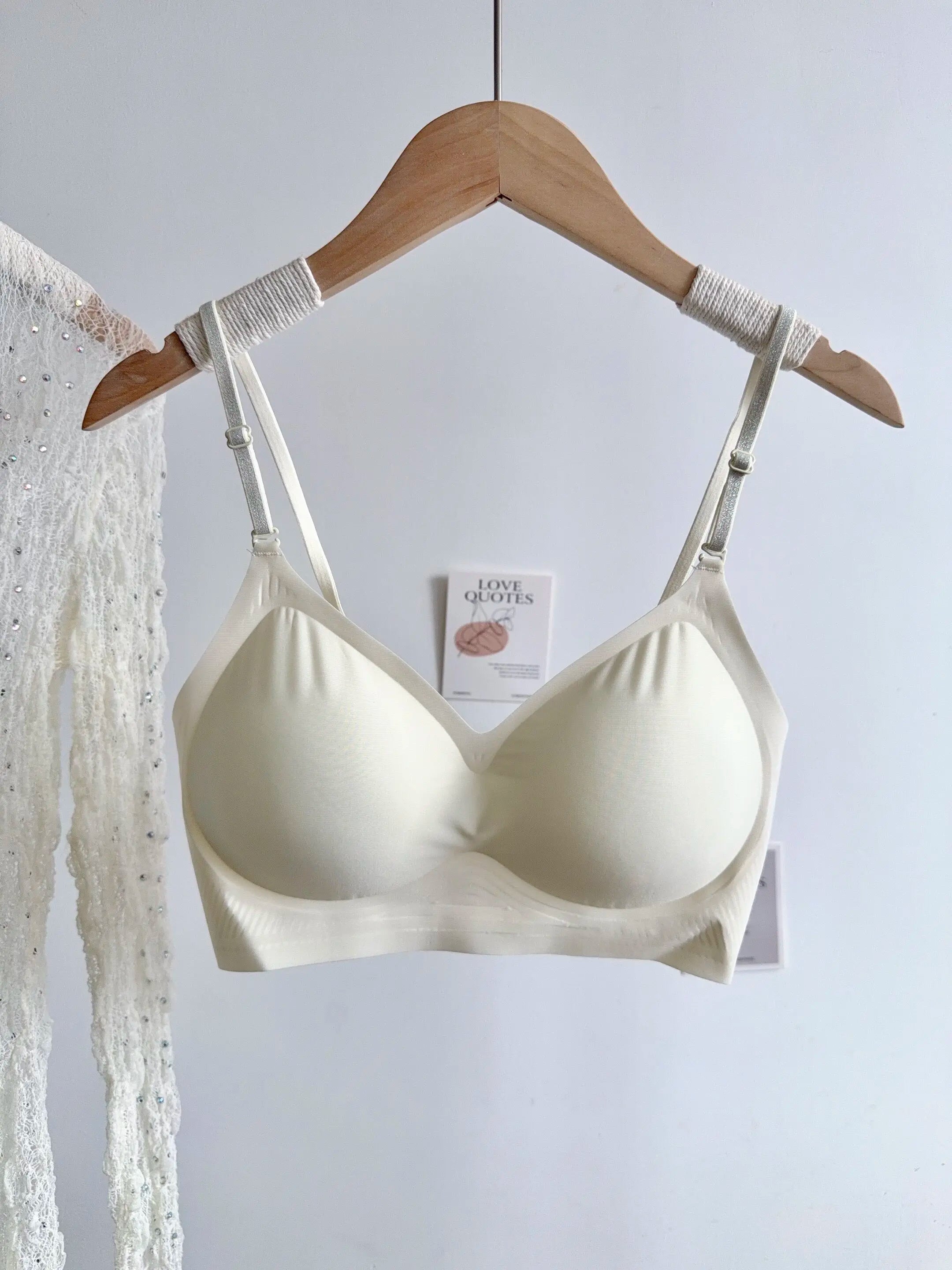 Seamless Back Beauty Push-Up Bra