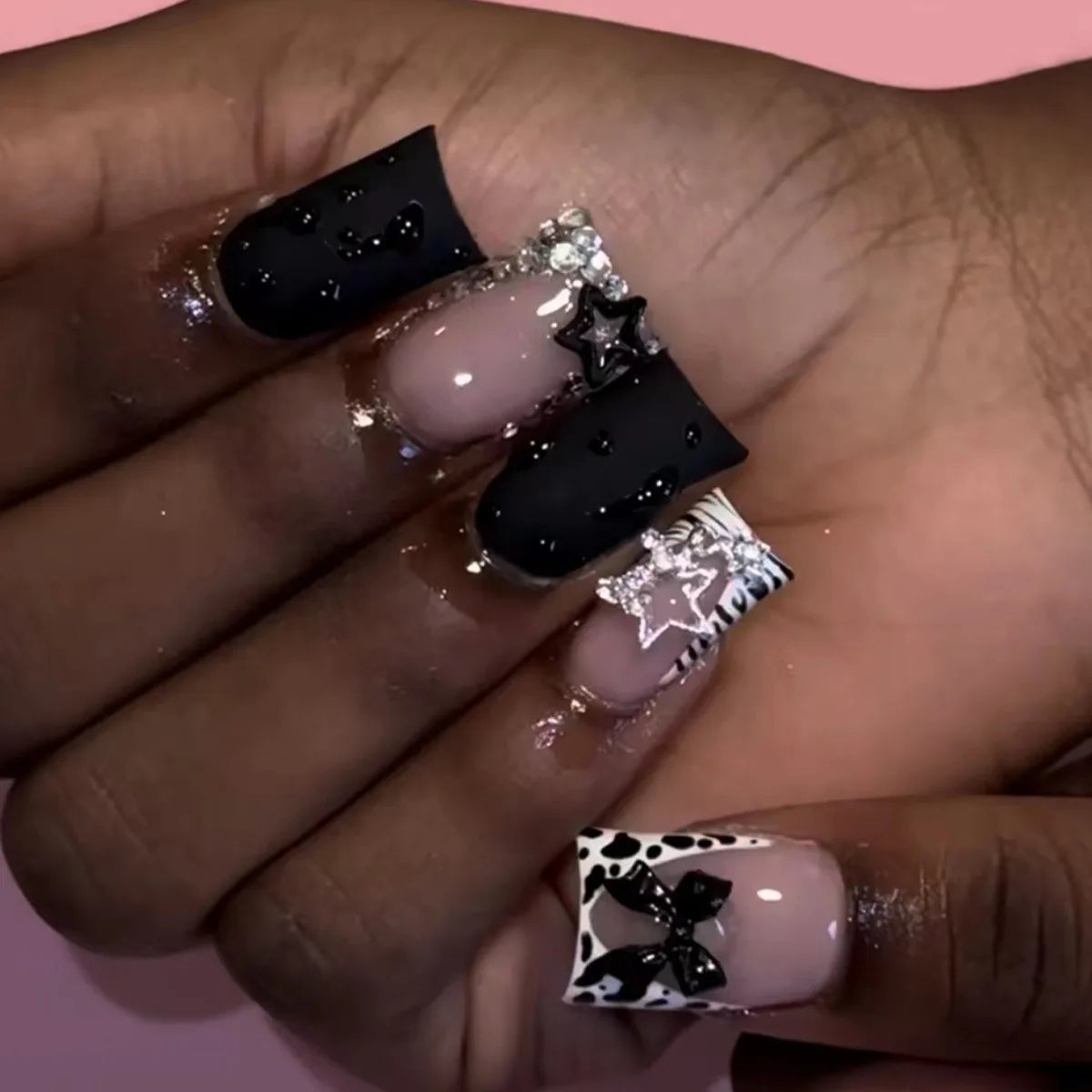 24pcs Glossy Black Fake Nails