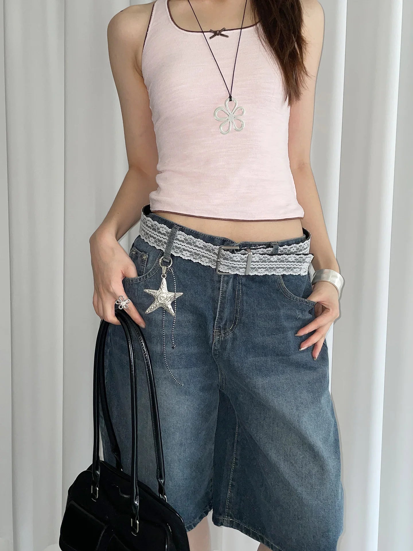 Fashionable Lace Belt With A Unique Design