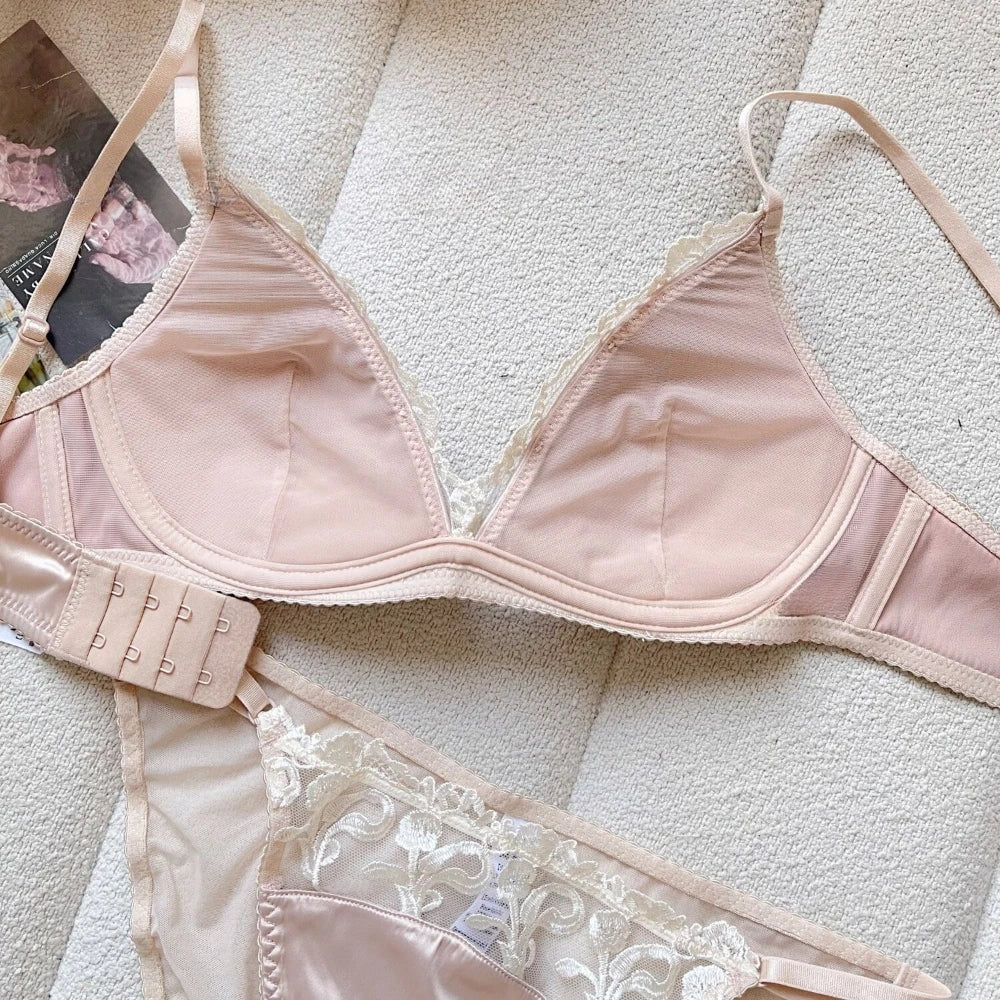 Sexy Lace Flowers Embroidery Bra Set