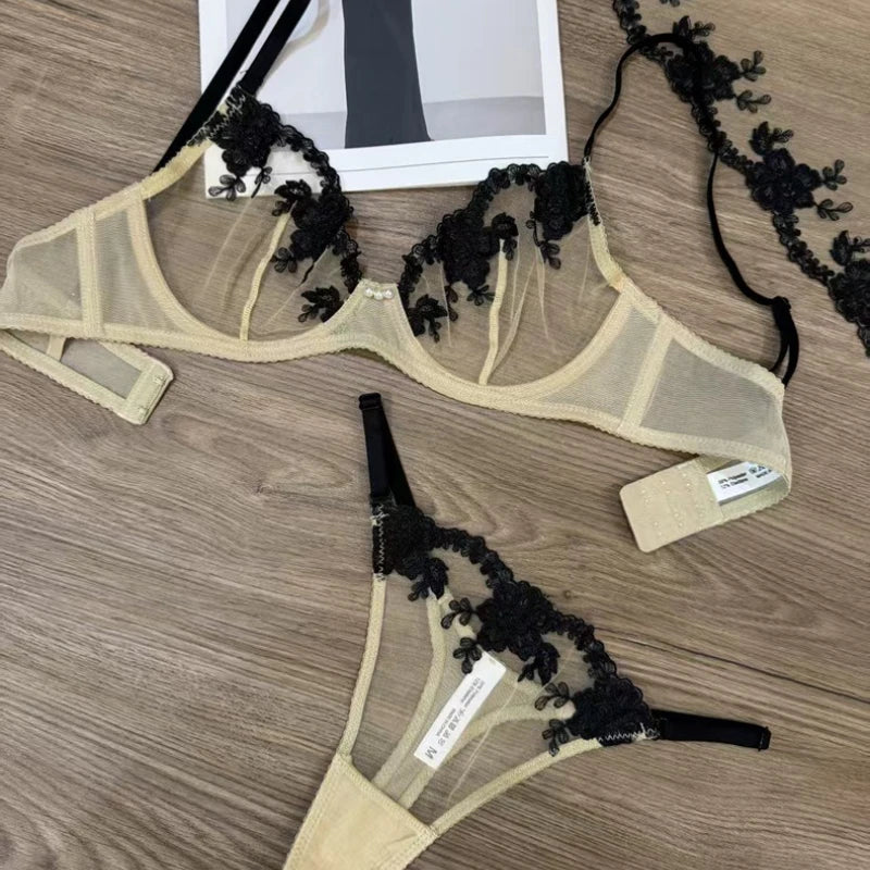 Sexy Lace Flowers Embroidery Lingerie Set