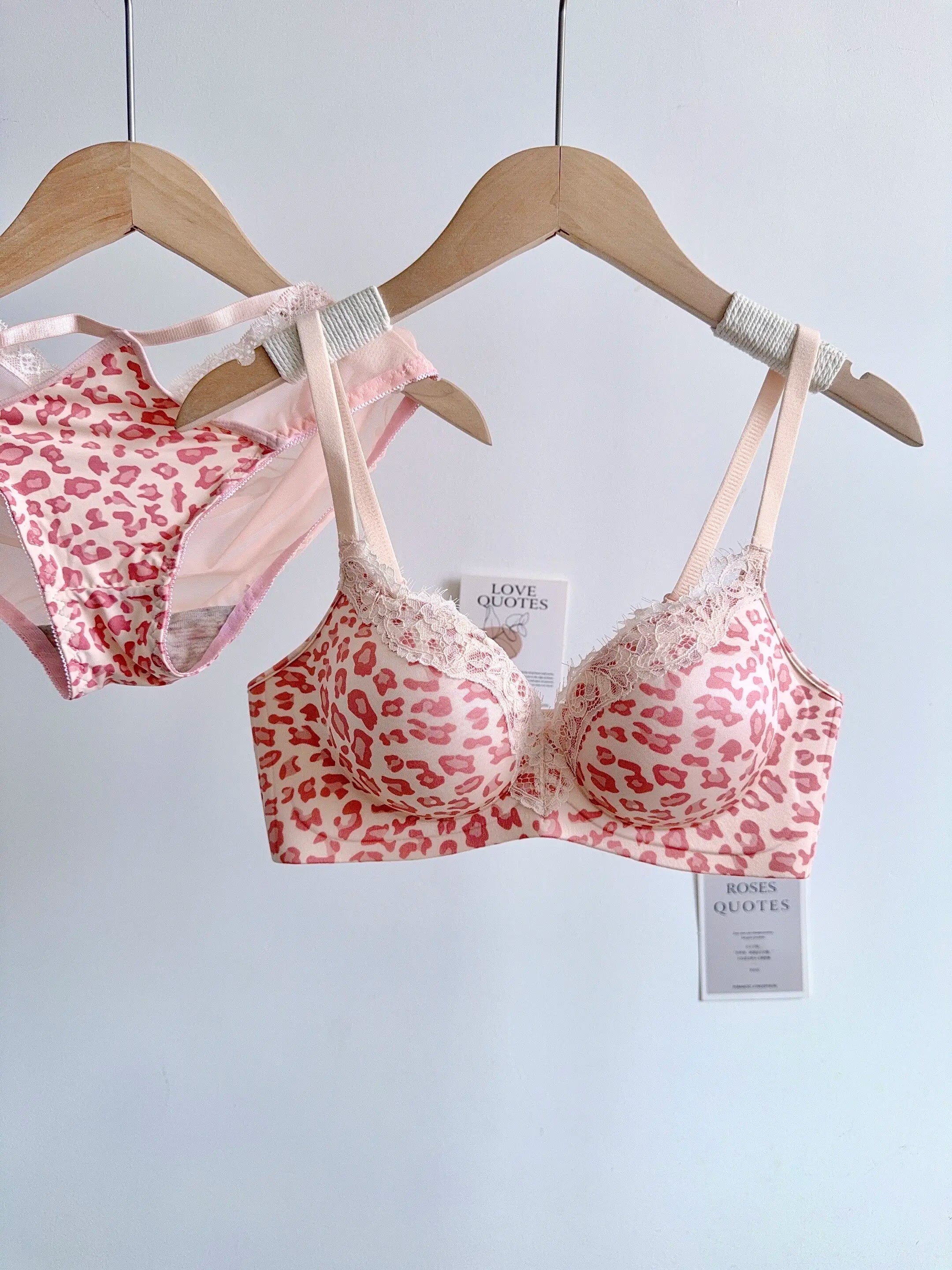 Sexy Lace Pink Leopard Print Women's Bra Set