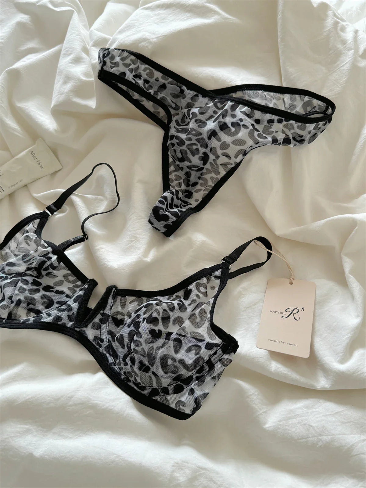 Sexy Leopard Print Thin Lace Underwear