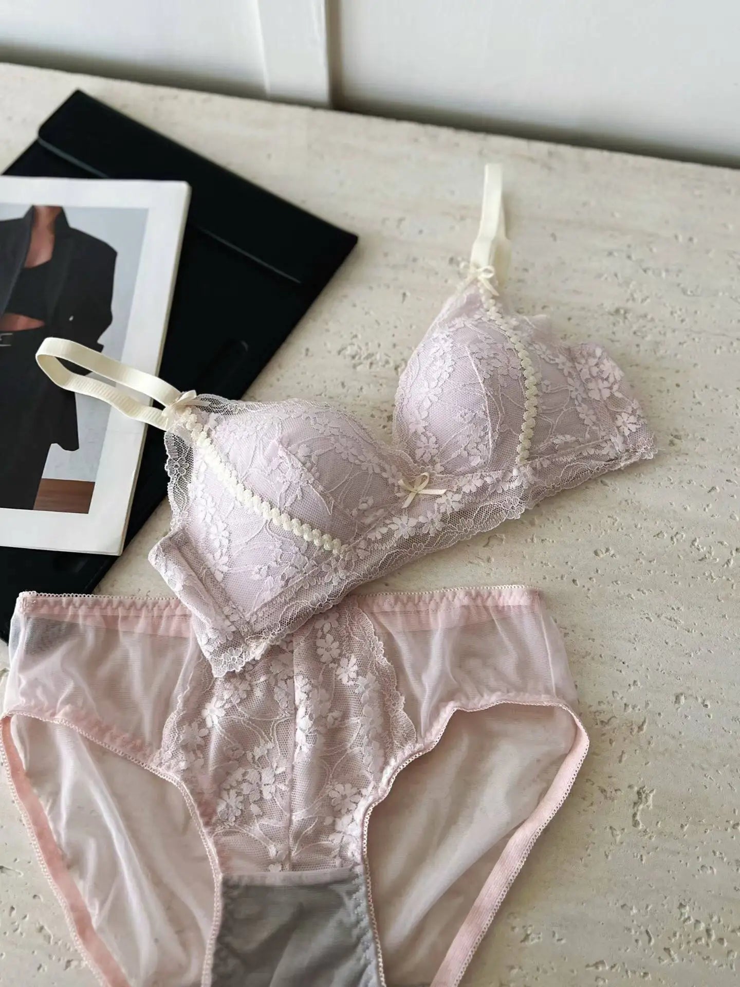 Sexy Pure Desire Style Lace Bra