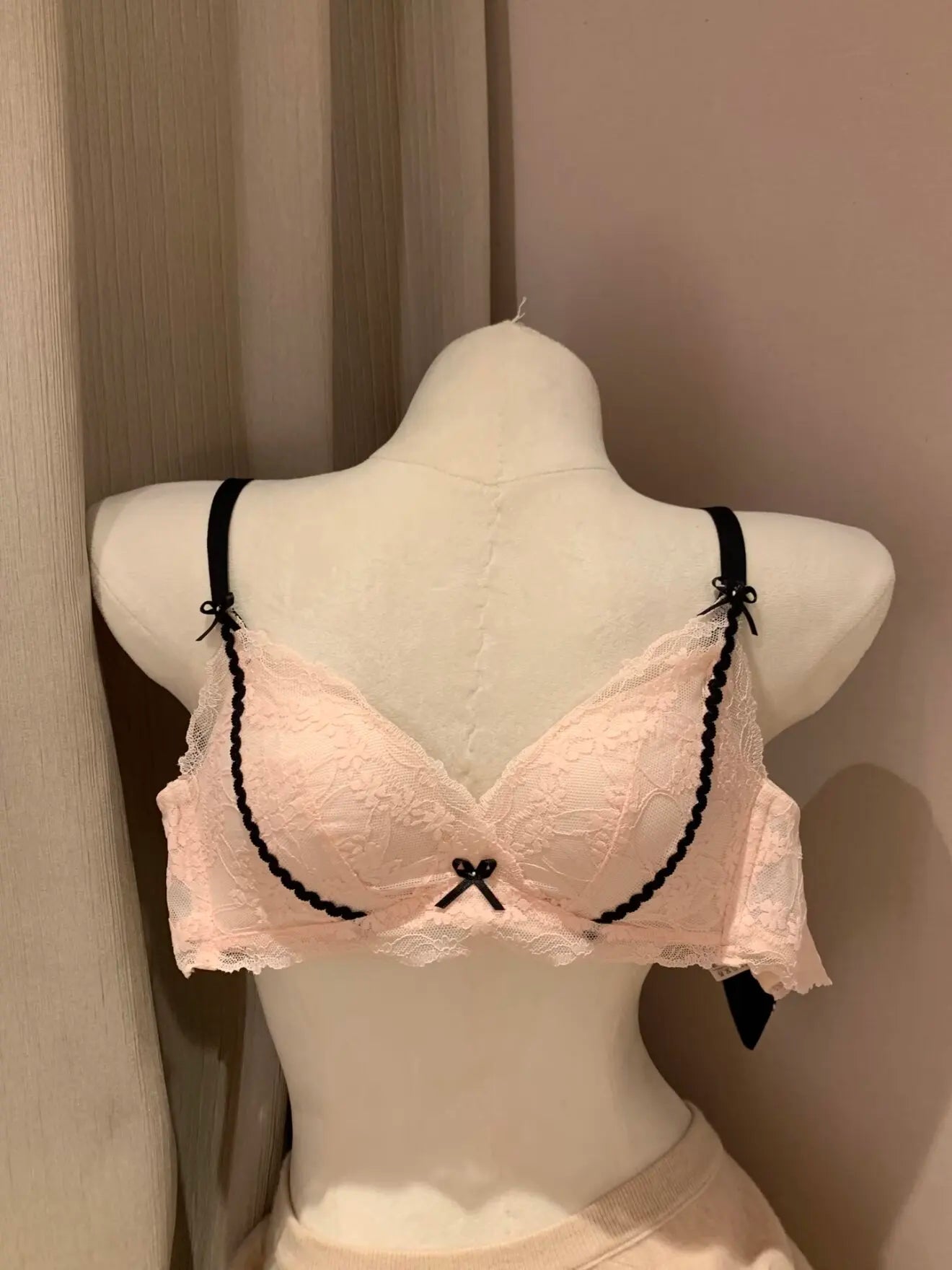 Sexy Pure Desire Style Lace Bra