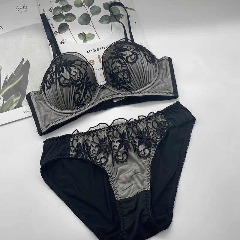 Sexy Retro Bra Set