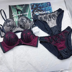 Sexy Retro Bra Set