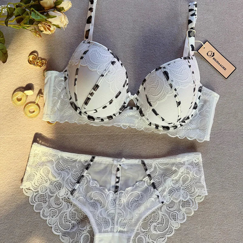 Sexy Women Push Up Bra Europe 3/4 Cup Lace Flowers Embroidery Lingerie Set