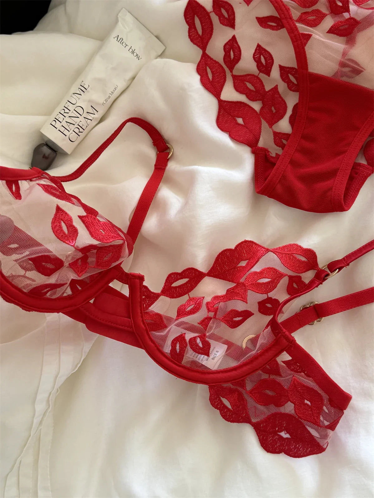 Sexy gathering mesh lace Underwear