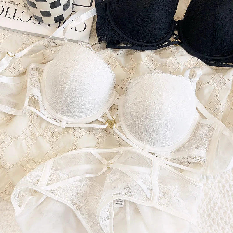 Sexy memory steel ring small chest gathered lace bra Set