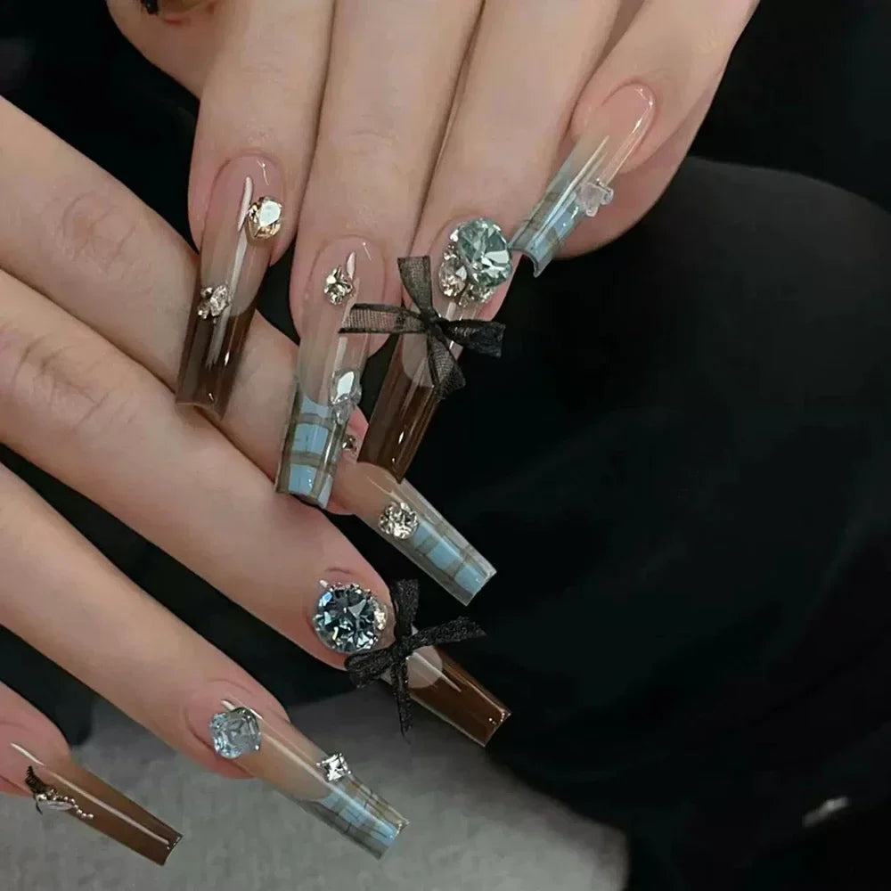 10Pcs Gentle Handwork Press On Nails French Style Flowers Butterfly Rhinestone Pearl Design Detachable False Nails Gift
