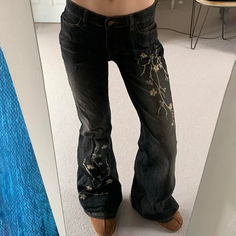 Floral Embroidery Jeans Vintage 2000s Low Rise Flared Jeans Retro Y2k Baggy Denim Pants High Street Basic Trousers