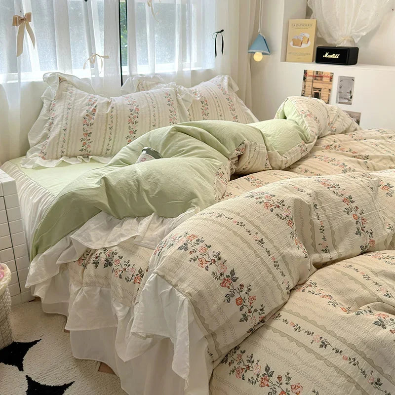 1.5/1.8 Korean Style 100% Cotton Fitted Sheet Sets with Lace Flower Print Bedding Set