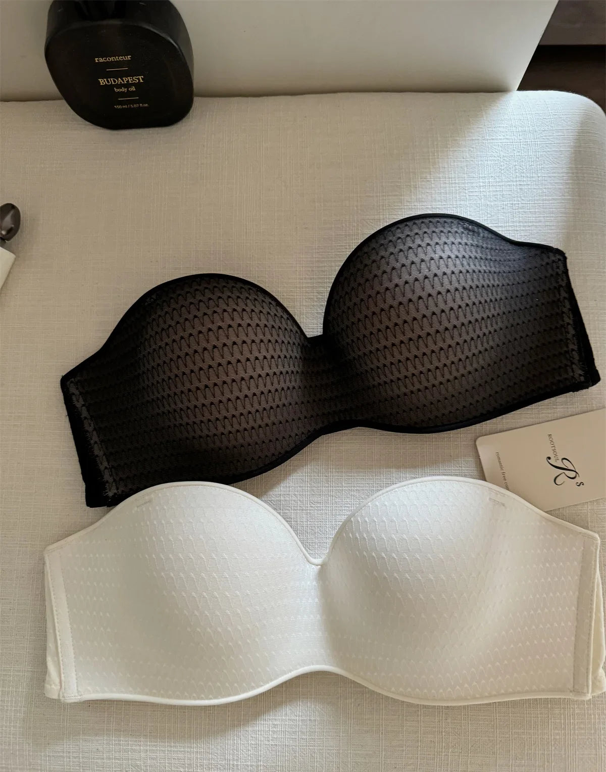 Shoulder straps removable non-marking large breasts show small Underwear