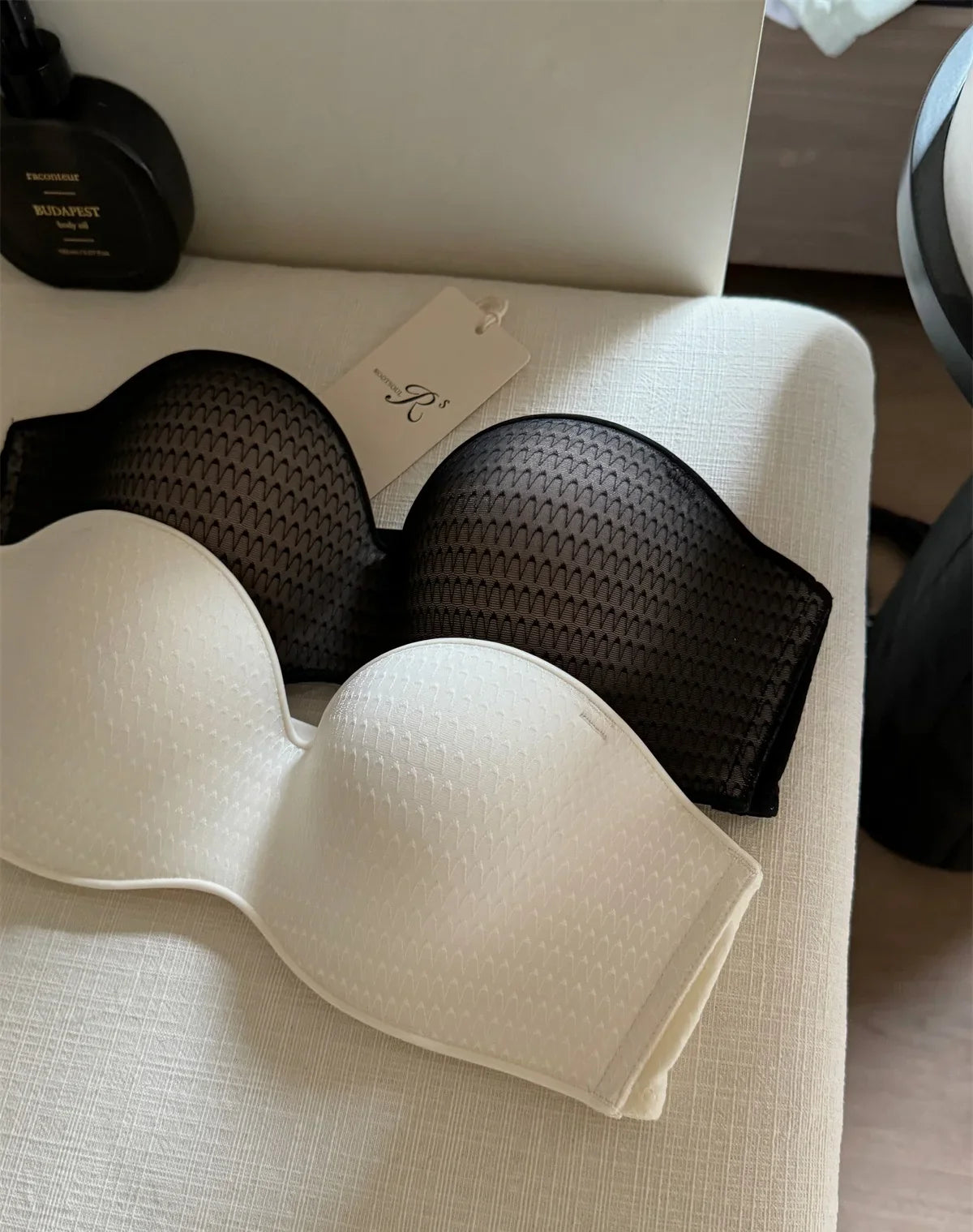 Shoulder straps removable non-marking large breasts show small Underwear