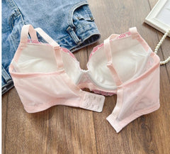 Sweet and cute embroidered thin cup lingerie girl close-up Underwear