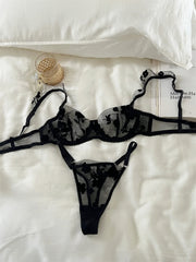 Temperament thin of large breast Underwear