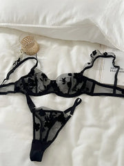 Temperament thin of large breast Underwear