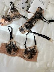 Three sets of sexy thin of large breasts Underwear