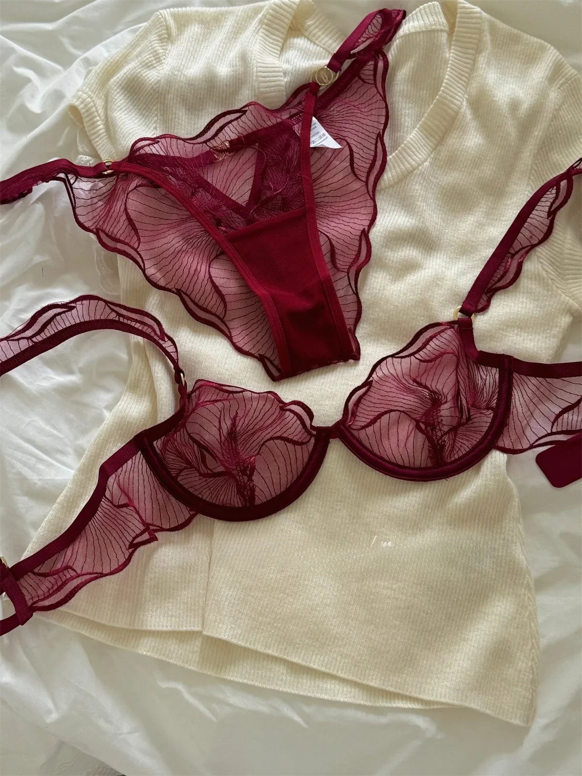 Wine red flowers embroidered sexy lingerie niche thin lace upturned bra suit Underwear