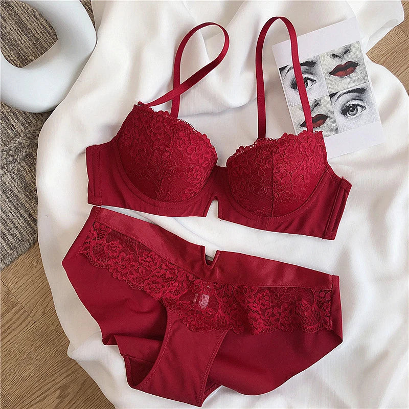 Wriufred Lace underwire gathered sexy bra Set