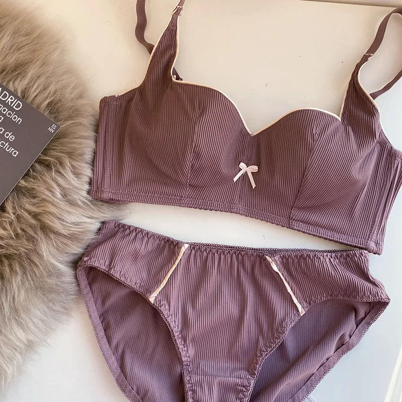 Wriufred One-line neck ribbed thin section bralette underwire push uo crystal cup bra Set
