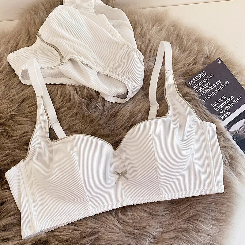 Wriufred One-line neck ribbed thin section bralette underwire push uo crystal cup bra Set