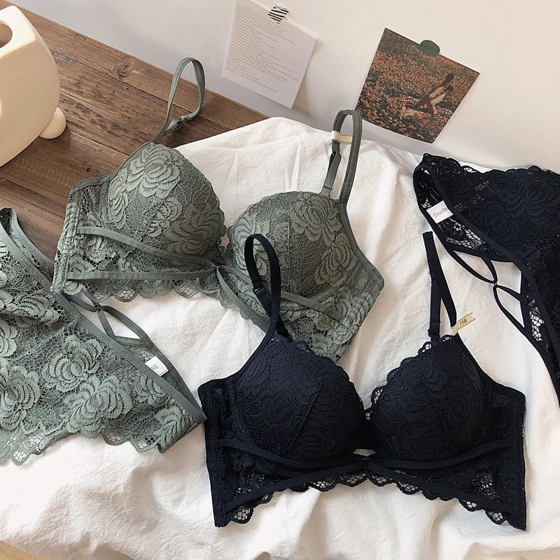 Wriufred Stereotype Gathering Lingerie Sets Lace Adjustable Sexy Bra Set